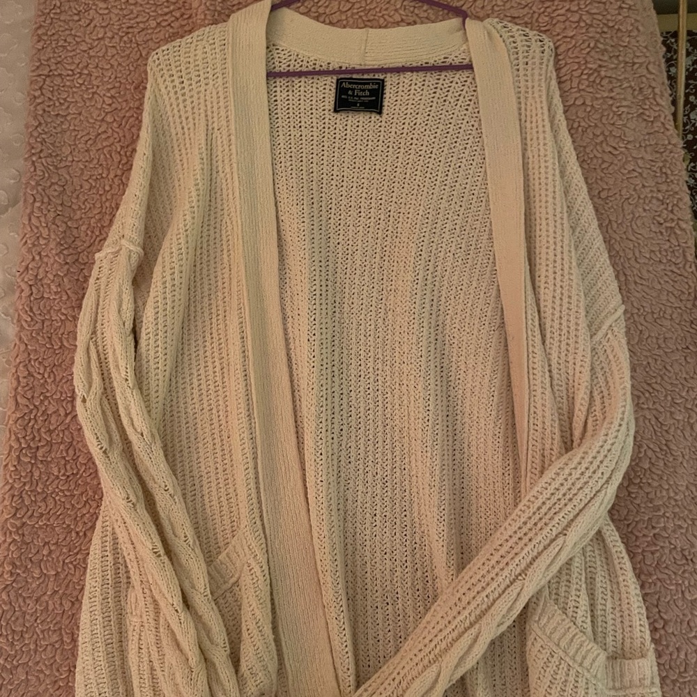 a&f cream cardigan